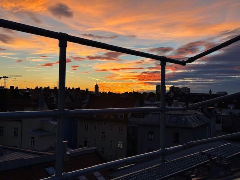 6 Zimmer Maisonette-Penthouse Pool Dachterrasse Luxus München Buitenkant foto