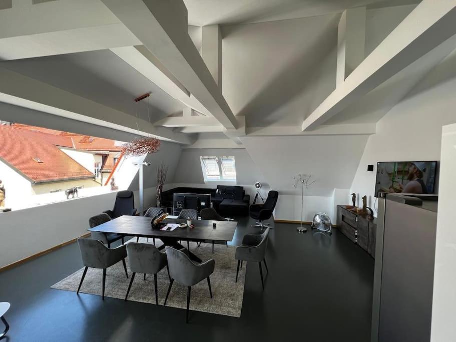 6 Zimmer Maisonette-Penthouse Pool Dachterrasse Luxus München Buitenkant foto