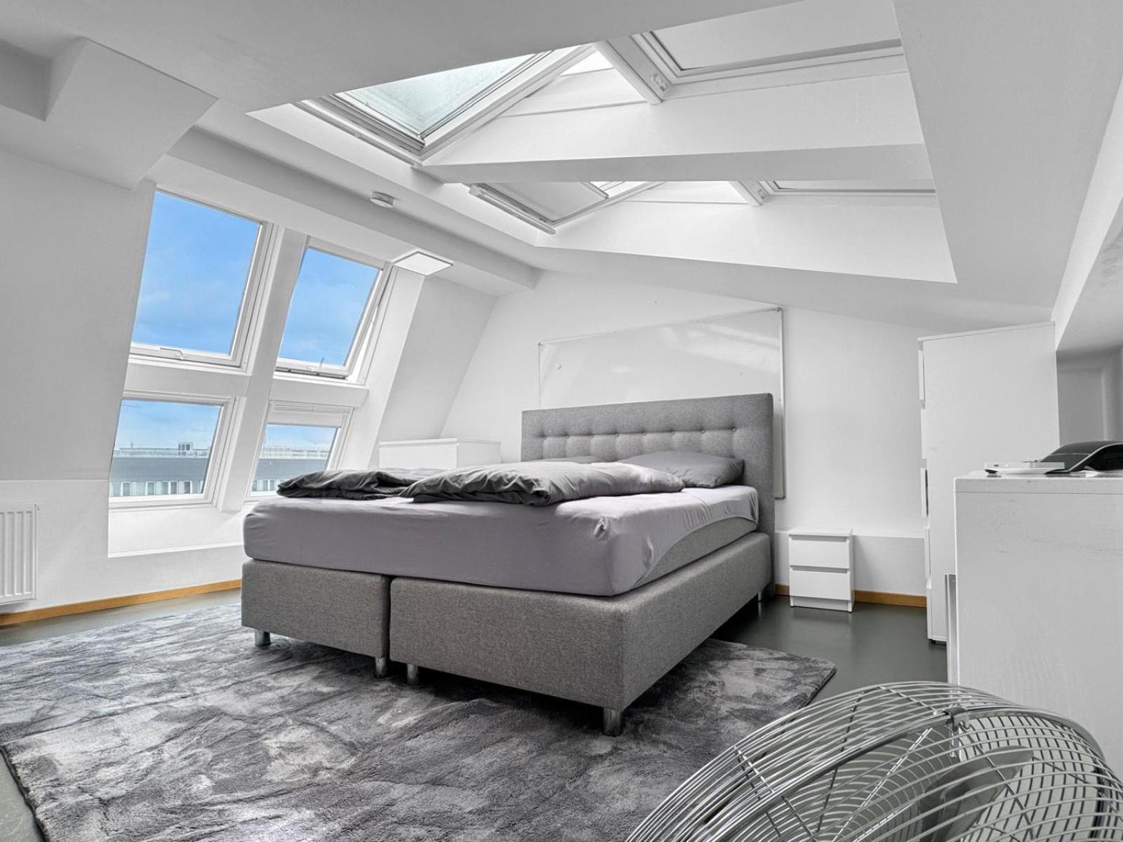 6 Zimmer Maisonette-Penthouse Pool Dachterrasse Luxus München Buitenkant foto